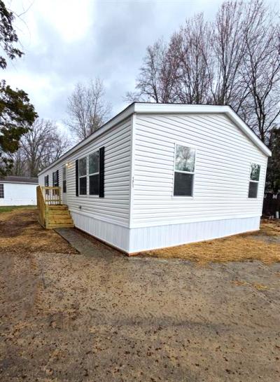Mobile Home at 171 Barry Ct., Loveland, OH 45140
