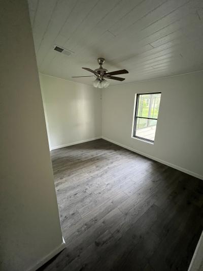 Photo 4 of 21 of home located at 312 Knot Way Deland, FL 32724