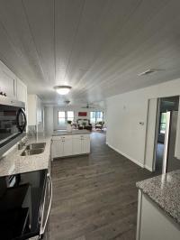 1986 Manufactured Home