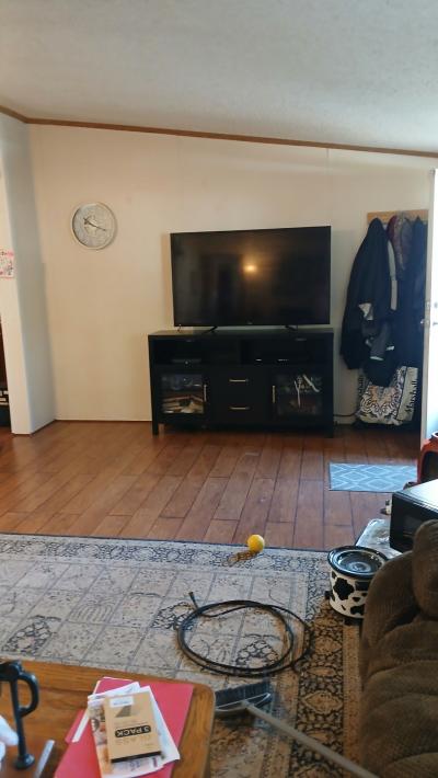 Photo 3 of 17 of home located at 5359 Cypress Dr. #406 White Lake, MI 48383