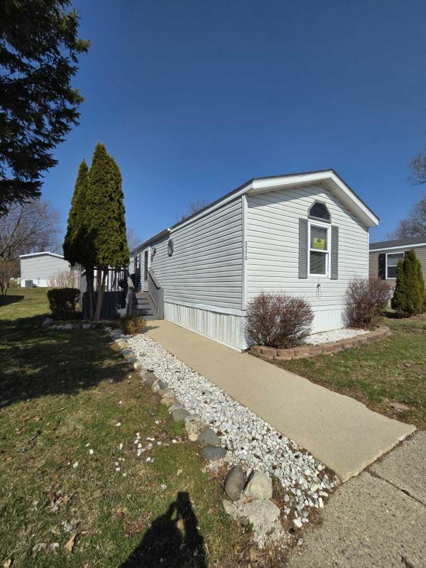 2000 Skyline Mobile Home For Sale