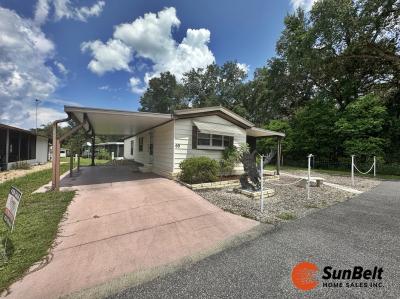 Photo 2 of 20 of home located at 2934 Griffin View Drive Lot 69 Lady Lake, FL 32159