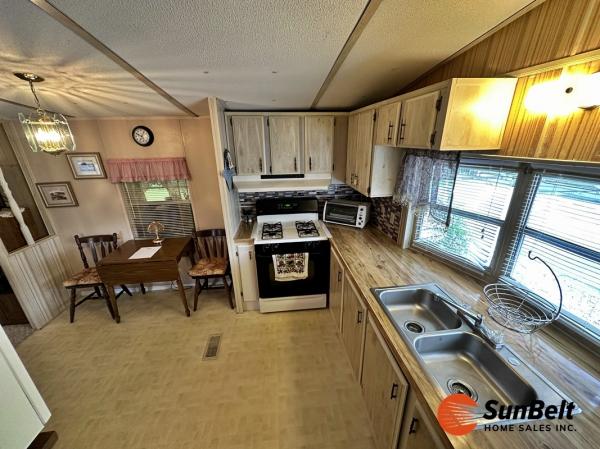 1986 LIBE Mobile Home