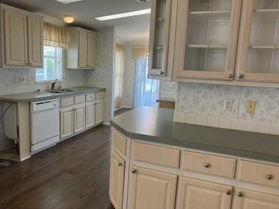 Photo 4 of 14 of home located at 512 Caymen Dr. Lot 192 Lake Wales, FL 33859