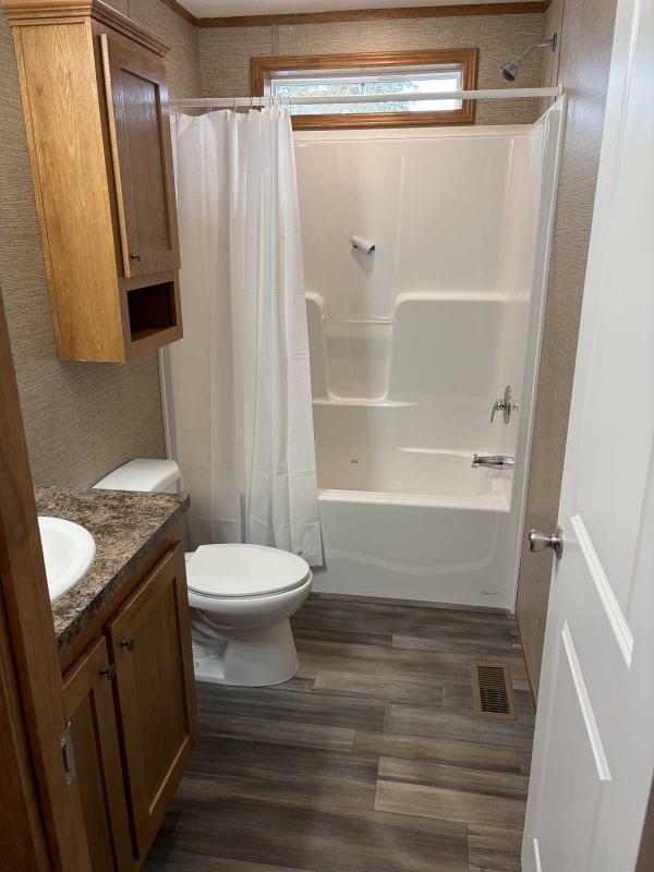 2026 Eagle River 16663F Manufactured Home