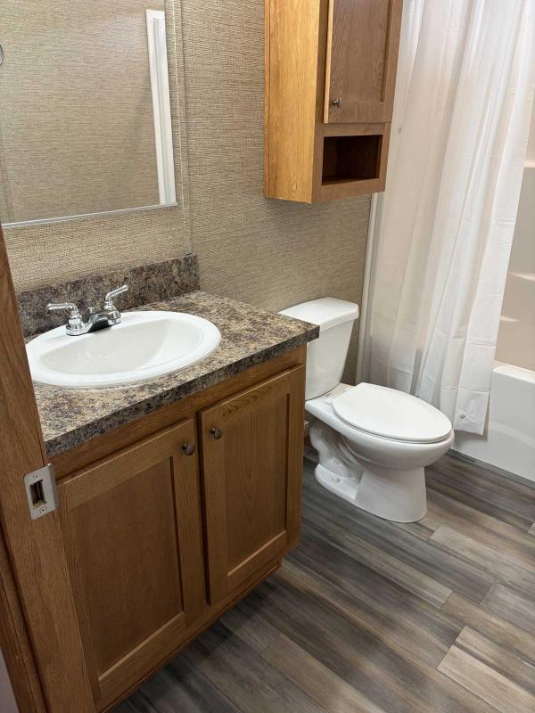 2026 Eagle River 16663F Manufactured Home