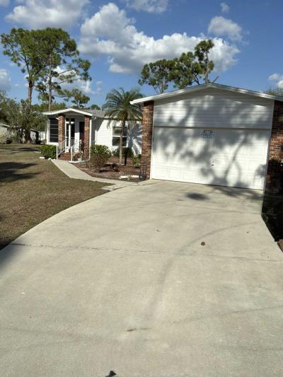 Mobile Home at 10281 Circle Pine Rd North Fort Myers, FL 33903