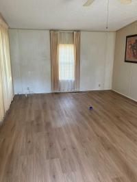 1990 Meri HS Manufactured Home