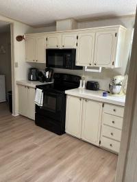 1990 Meri HS Manufactured Home