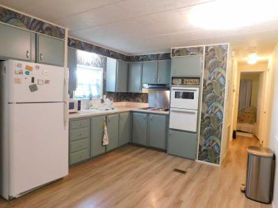 Photo 3 of 21 of home located at 6503 Oahu Dr Bradenton, FL 34207