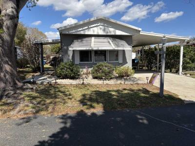 Photo 3 of 25 of home located at 944 Reynolds Road #288 Lakeland, FL 33805