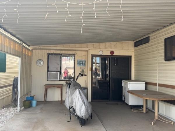 1986 Skyline Manufactured Home