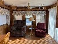 1986 Skyline Manufactured Home