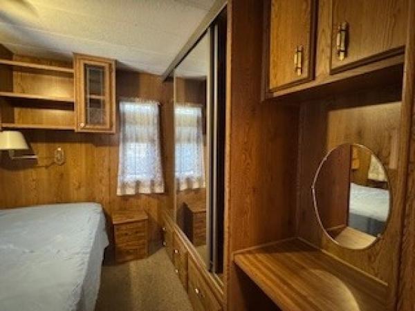 1986 Skyline Manufactured Home