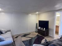 1990 Skyline Manufactured Home