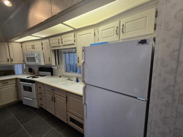 1998 Chariot Eagle Manufactured Home