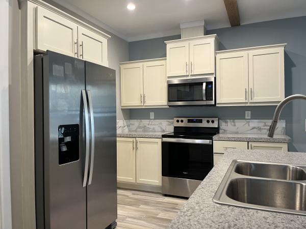 2022 Palm Harbor 340LD28482A Mobile Home