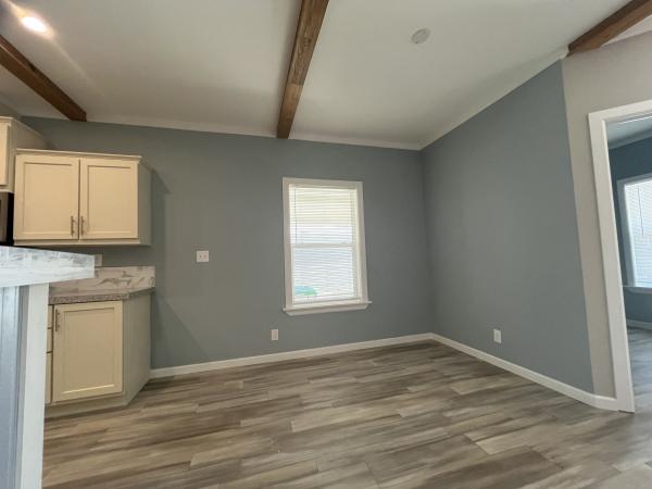 2022 Palm Harbor 340LD28482A Mobile Home