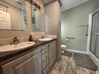 2017 Chariot Eagle Riviera II Island Kitchen Mobile Home