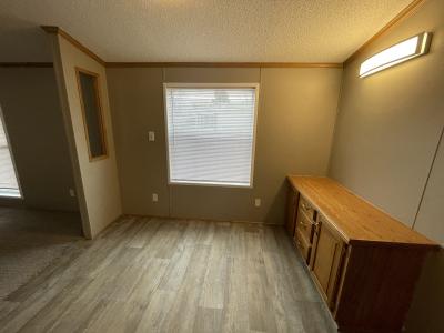 Photo 2 of 14 of home located at 4828 Dunhill Rd Sterling Heights, MI 48310