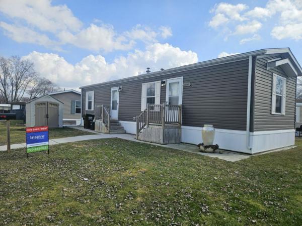 2021 Champion Home Builders, Inc Mobile Home For Sale