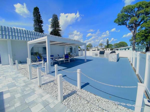 2022 Champion Signature Series Manufactured Home