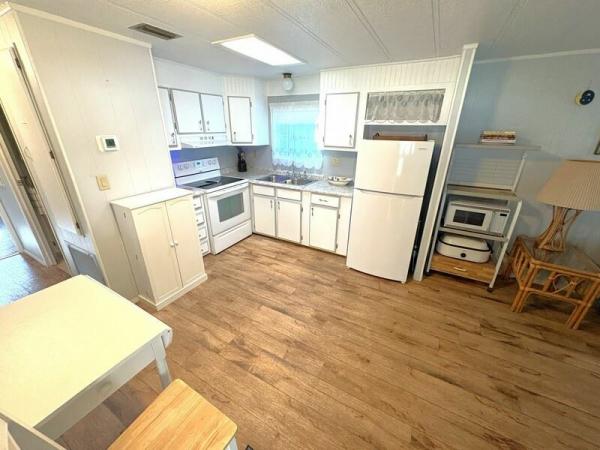 1982 SCHU UNK Mobile Home