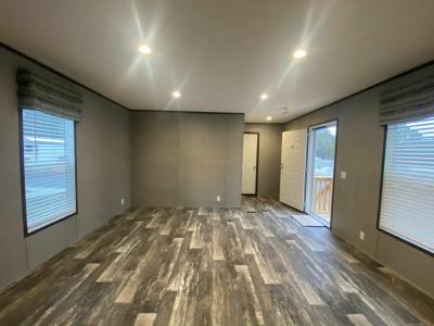 Photo 4 of 11 of home located at 2802 Potts Hollow Rd., #38 Birmingham, AL 35215