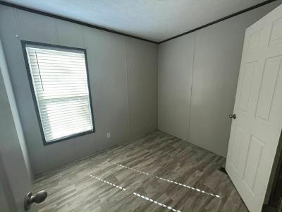 Photo 4 of 8 of home located at 660 Maxey Road Space 165 Houston, TX 77013