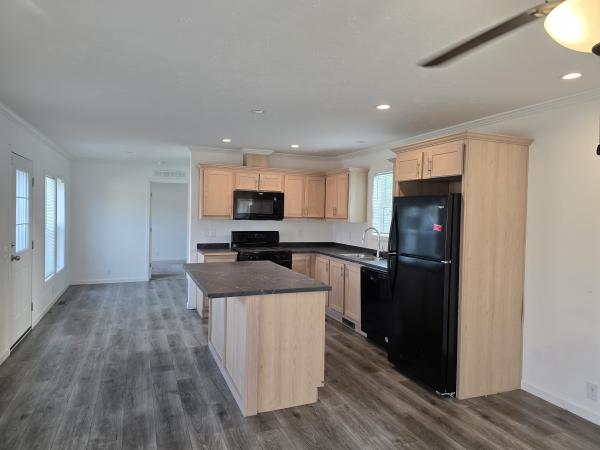 2025 Skyline 33C802 Mobile Home