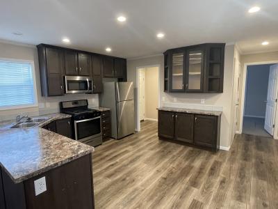 Mobile Home at 57425 Newport Ln Washington, MI 48094