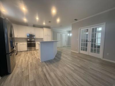 Photo 4 of 79 of home located at 39248 Us Hwy 19N  #290 Tarpon Springs, FL 34689