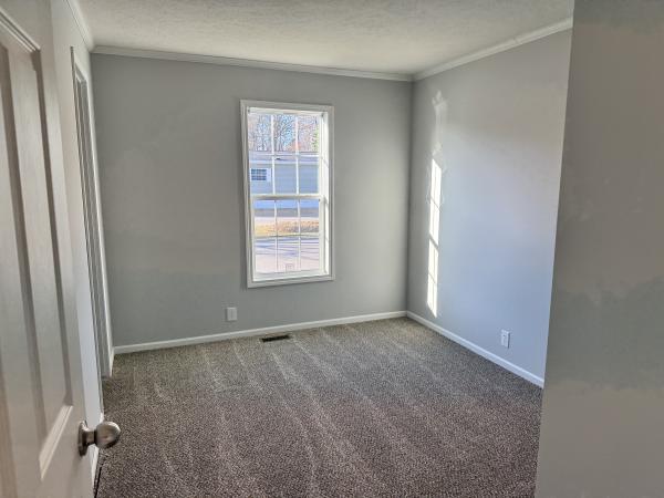 2020 Champion RA2860209 Mobile Home