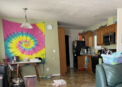 Photo 3 of 4 of home located at 836 Briar Hill Traverse City, MI 49686