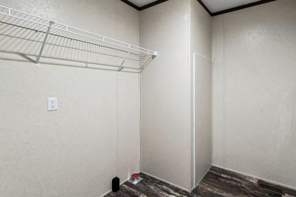 2025 Clayton 7616-4200 Adrenaline  Home