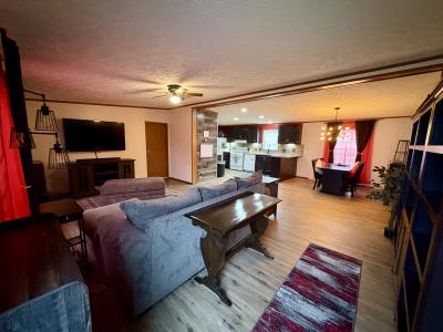 Photo 5 of 17 of home located at 5639 Hawthorn Street Kalamazoo, MI 49009