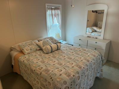 Photo 4 of 10 of home located at 2621 88th Street E Palmetto, FL 34221