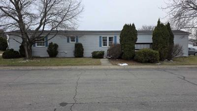 Photo 4 of 32 of home located at 6611 Congress St Van Buren Twp, MI 48111