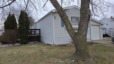 Photo 5 of 32 of home located at 6611 Congress St Van Buren Twp, MI 48111