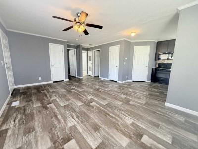 Photo 5 of 19 of home located at 534 E 37th Ave #613 Hobart, IN 46342