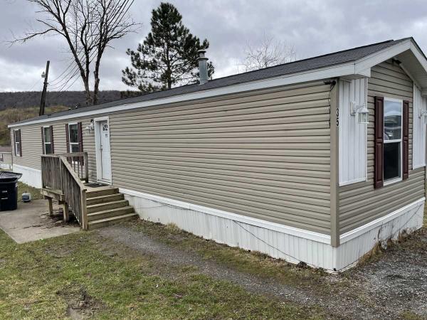 2019 Commodore Mobile Home For Sale