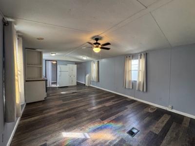 Photo 5 of 13 of home located at 127 Glendale Ct Saint Charles, MO 63301