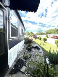 1973 Country Square Manufactured Home