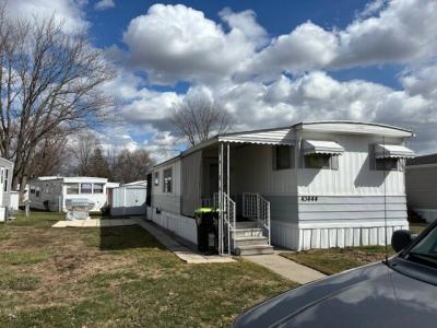 Photo 2 of 9 of home located at 43444 Notre Dame Ave. E. #298 Sterling Heights, MI 48314