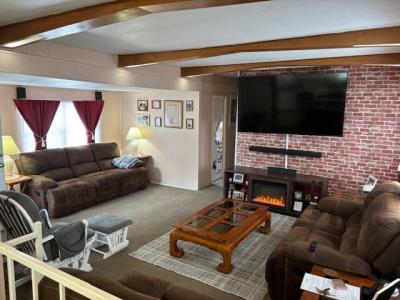 Photo 4 of 9 of home located at 43444 Notre Dame Ave. E. #298 Sterling Heights, MI 48314