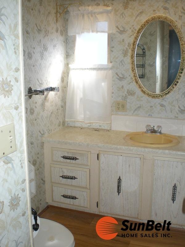 1981 SKYL Mobile Home