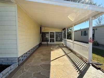 Photo 4 of 56 of home located at 10781 Donegan Rd Lot 1473 Largo, FL 33771