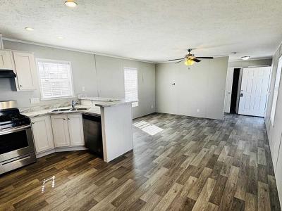 Photo 3 of 6 of home located at 164 Avon Village Dr., Lot 164 Avon, IN 46123