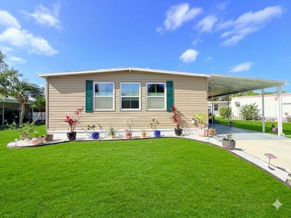 Photo 1 of 2 of home located at 312 Hague Drive Ellenton, FL 34222