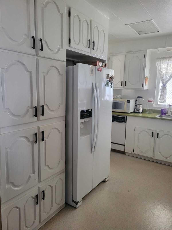 1972 Universal Mobile Home